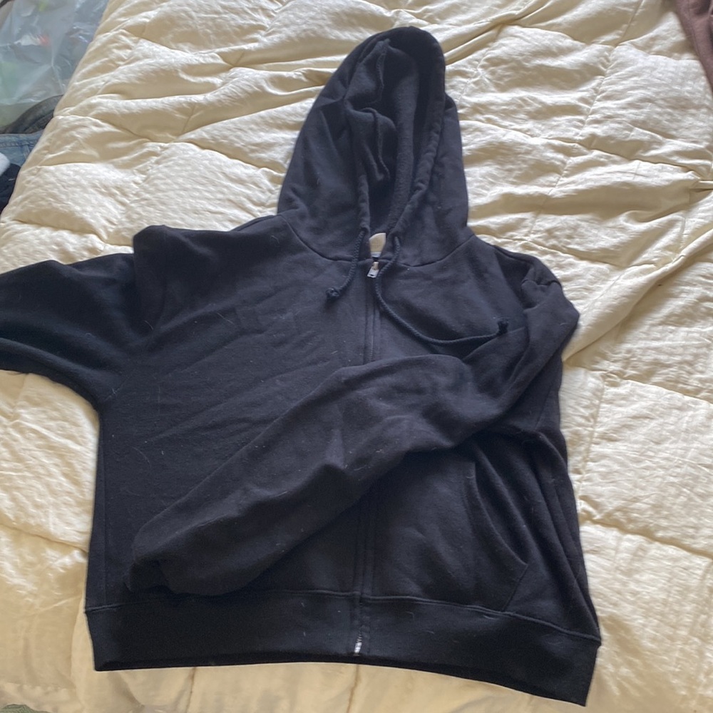 Black Cropped Women’s Hoodie Size M **Lightly worn